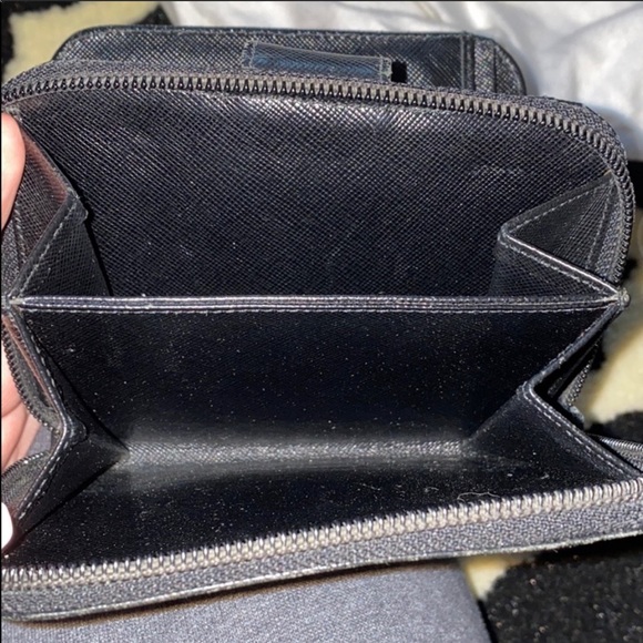 Prada wallet - Picture 5 of 7